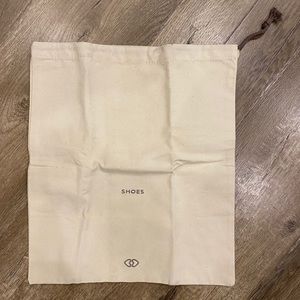 Travel duster bag for shoes